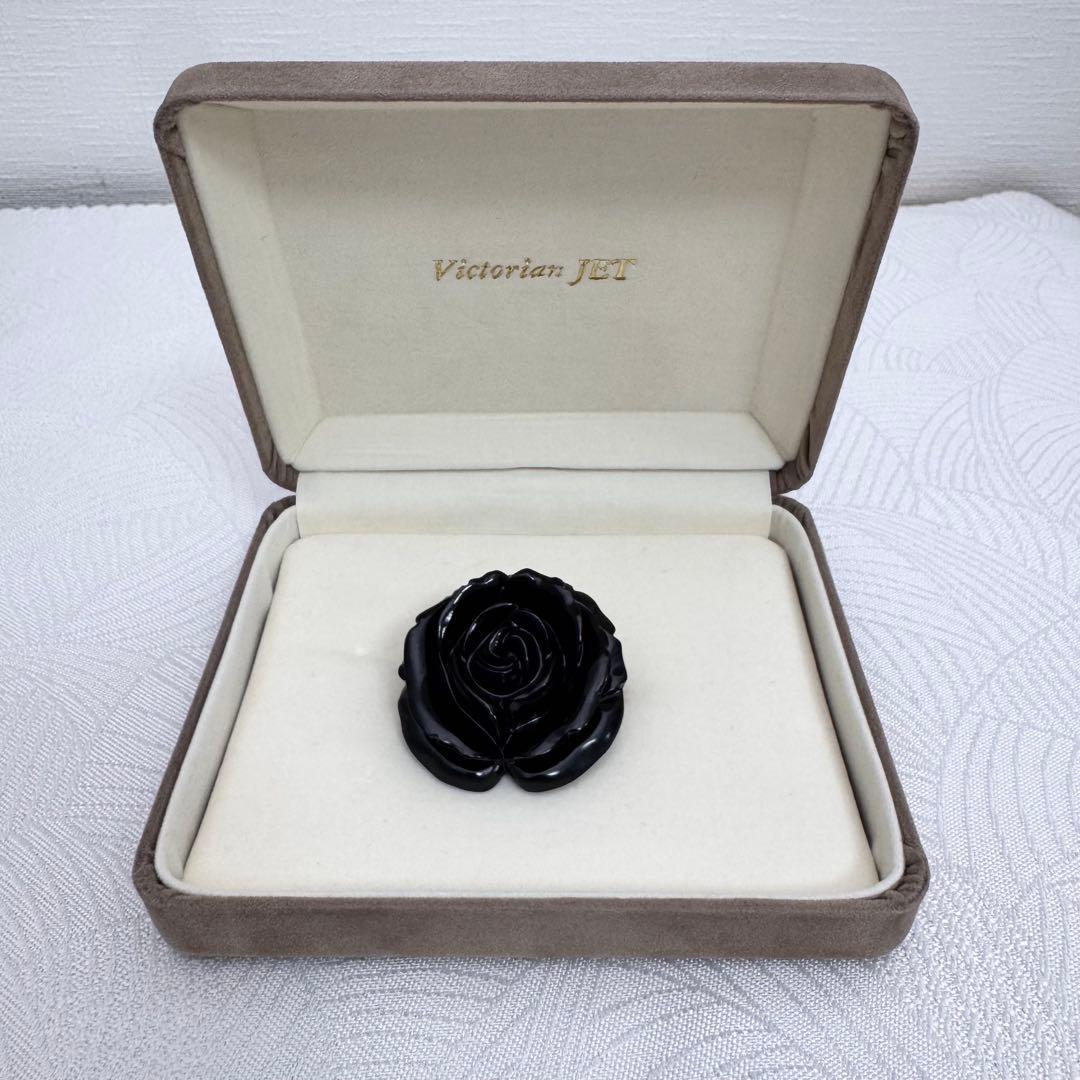 Victorian JET ブラック バラ ブローチ 天然 ジェットの通販はau PAY