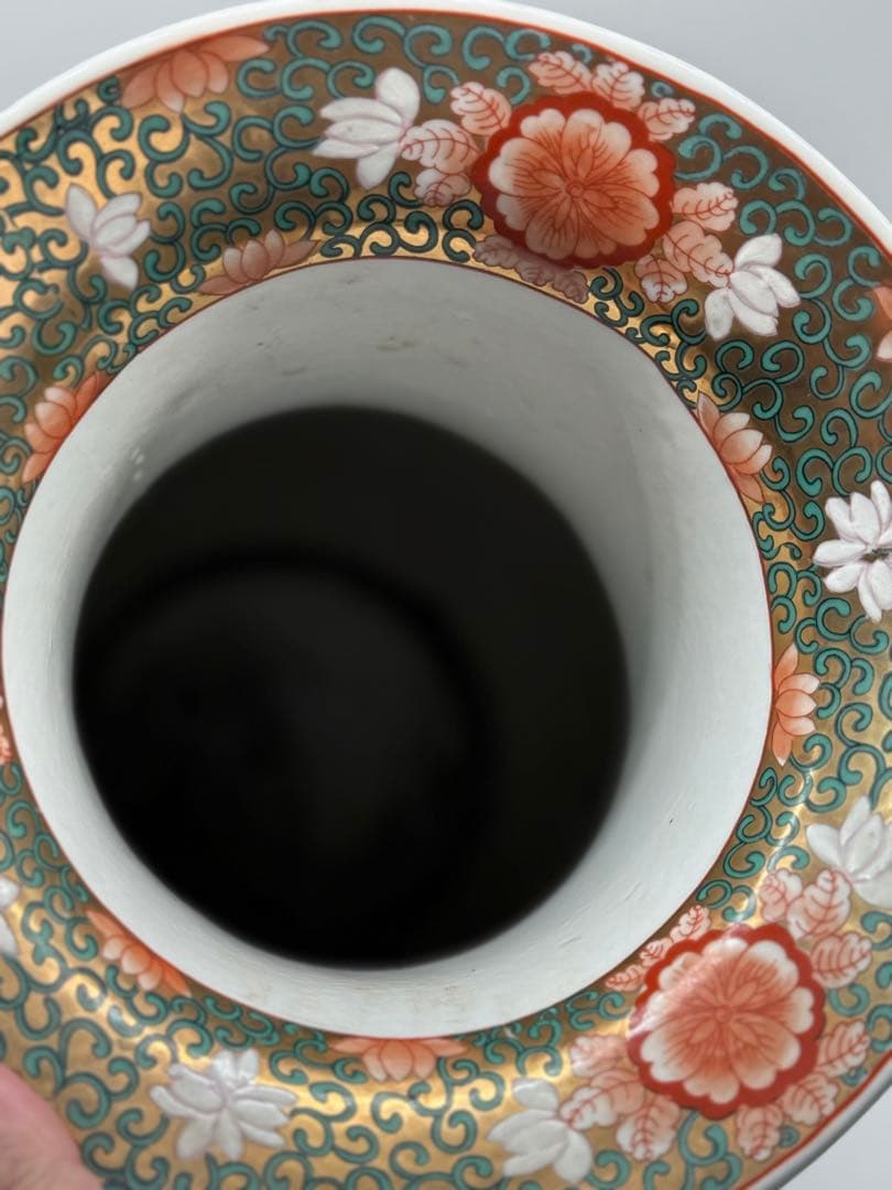 中国　粉彩　人物紋大瓶　大清乾隆年製銘　送料込み250609