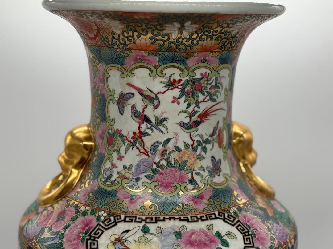 中国　粉彩　人物紋大瓶　大清乾隆年製銘　送料込み250609