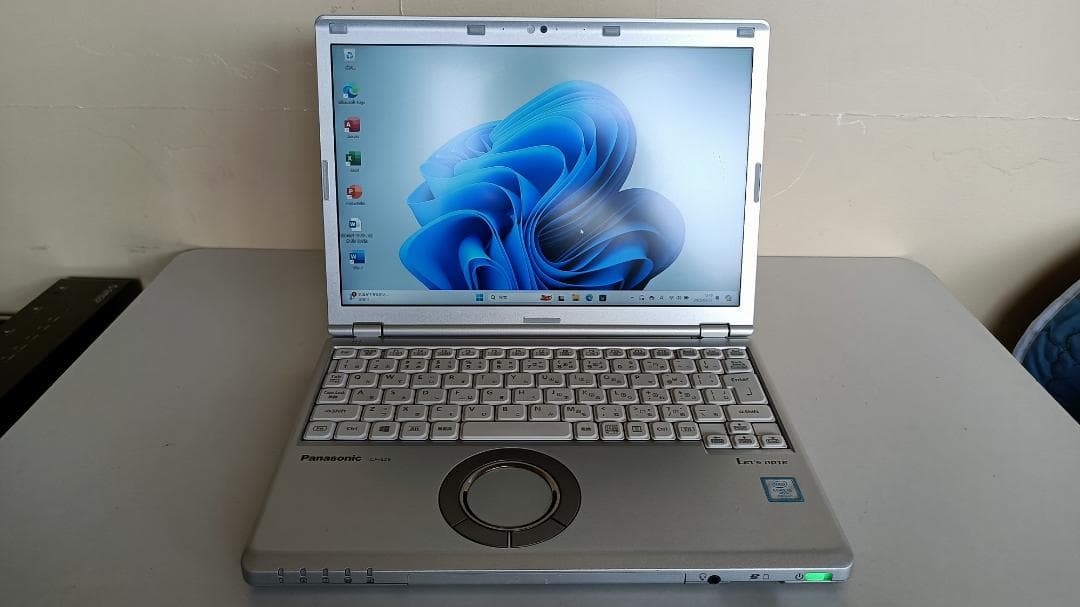 ノートパソコンpanasonic第七世代Core i5 SSD256Gメモリ8G - メルカリ