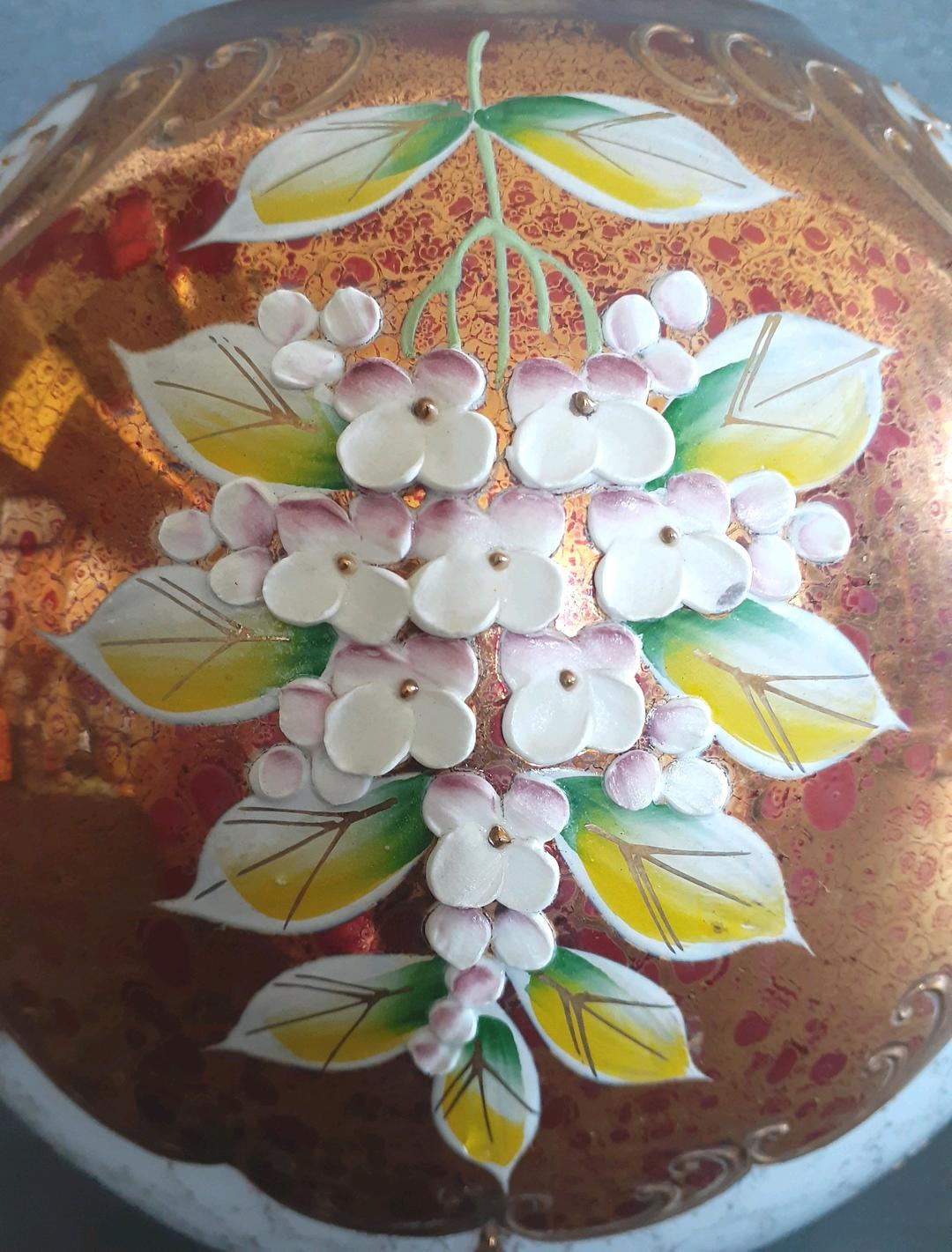 BOHEMIA GLASS ボヘミアガラス 盛金彩 陽刻藤の花図 花瓶 オブジェ