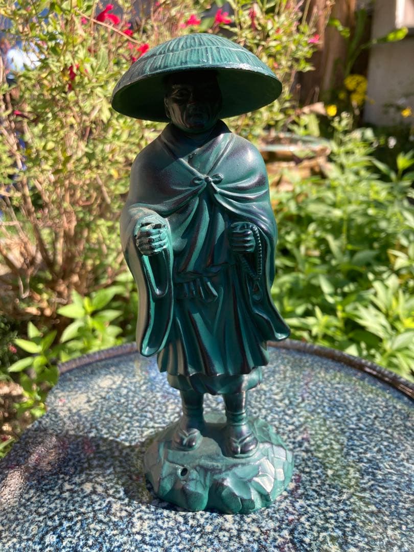 高岡銅器　仏像　親鸞聖人　青緑色の僧侶像 高岡銅器 仏像 親鸞聖人 青緑色の僧侶像