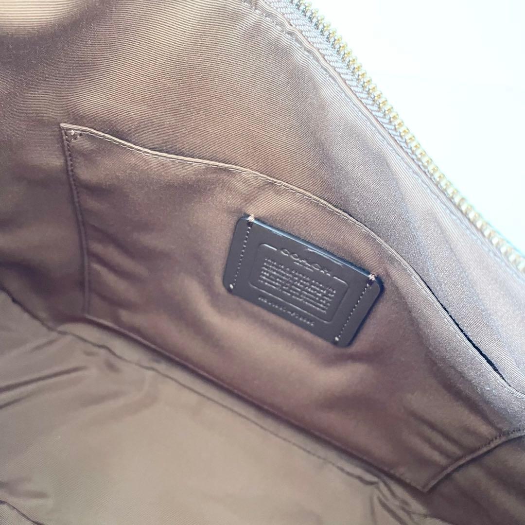 【新品】COACH ワンショルダーバッグ ホーボー ソフトレザー 肩掛け可能