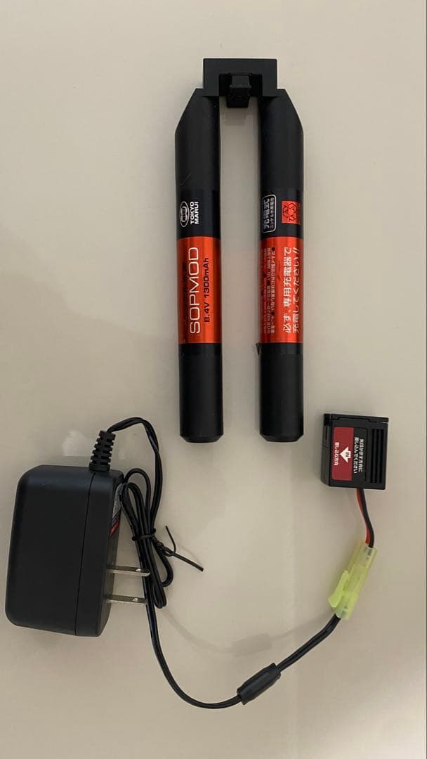 HK416D 次世代電動ガン　東京マルイ　バッテリー充電器付き