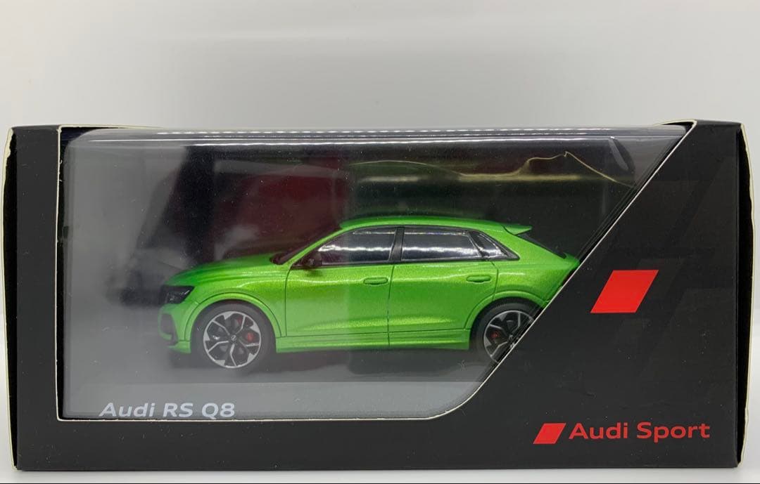 Audi Sport特注1/43 Audi RS Q8 Java Green