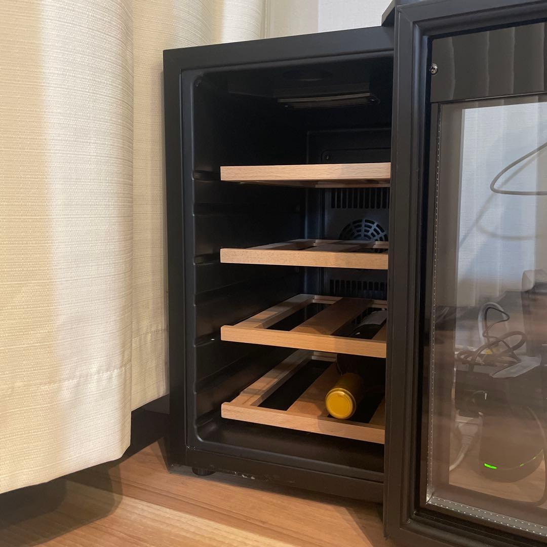 ワインセラー ガラスドア 最大8本収納