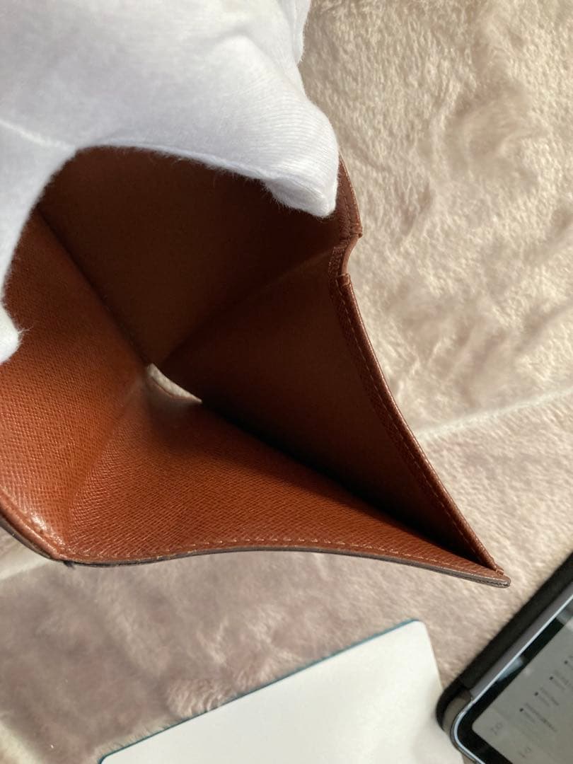 ルイヴィトン モノグラム ポルトモネ ビエ カルトクレディ 三つ折り財布