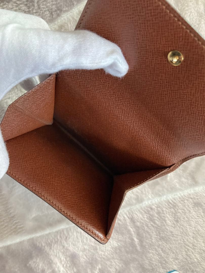 ルイヴィトン モノグラム ポルトモネ ビエ カルトクレディ 三つ折り財布