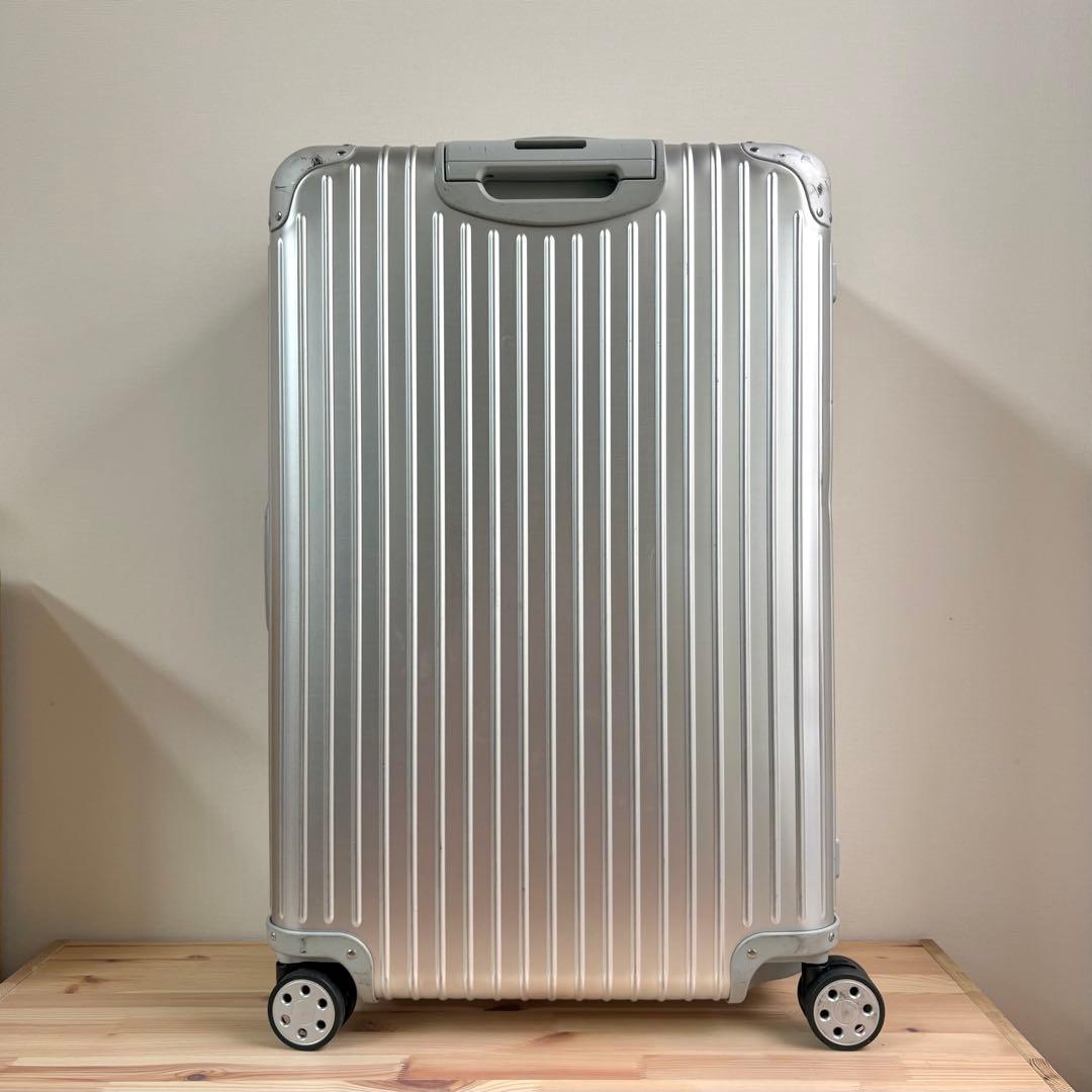 パイロット シルバー アルミ キャリーケース リモワ RIMOWA スーツ
