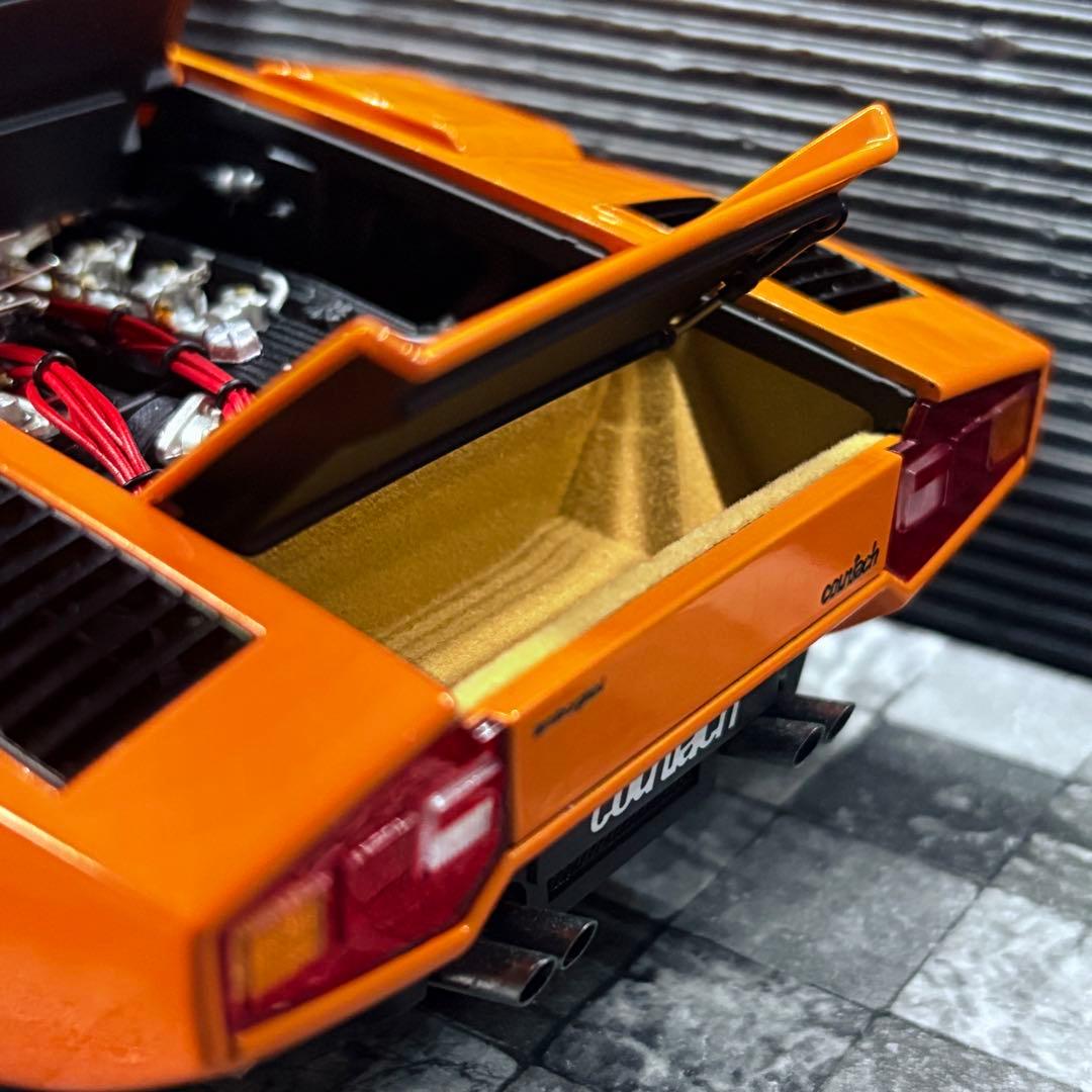 1/18 AUTOart ランボルギーニ カウンタック LP400