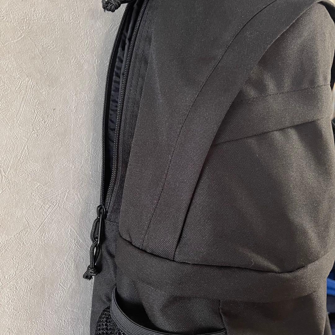 【新品未使用】UNDEFEATED リュック ブラック JPBAG001/ 日本