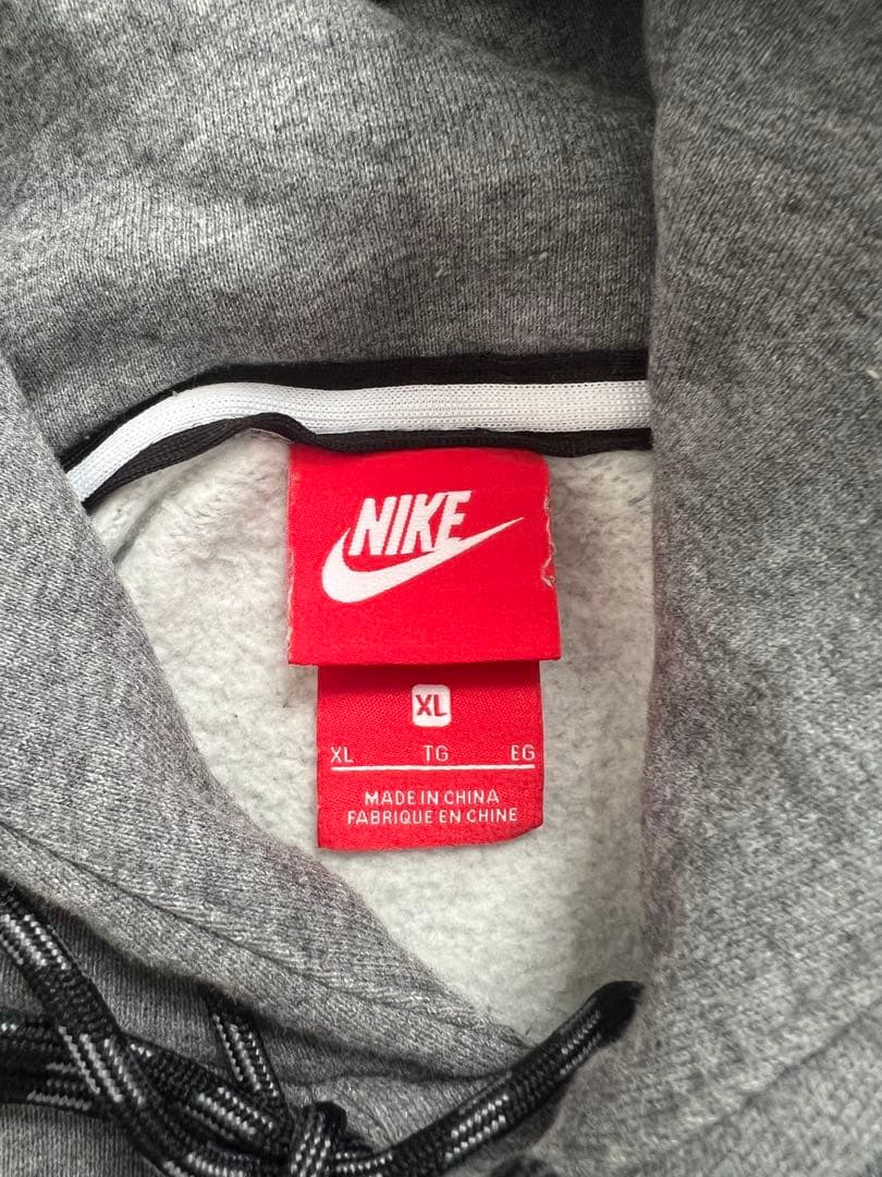 【気まぐれセール】Nike パーカー スウェットパンツ セットアップ