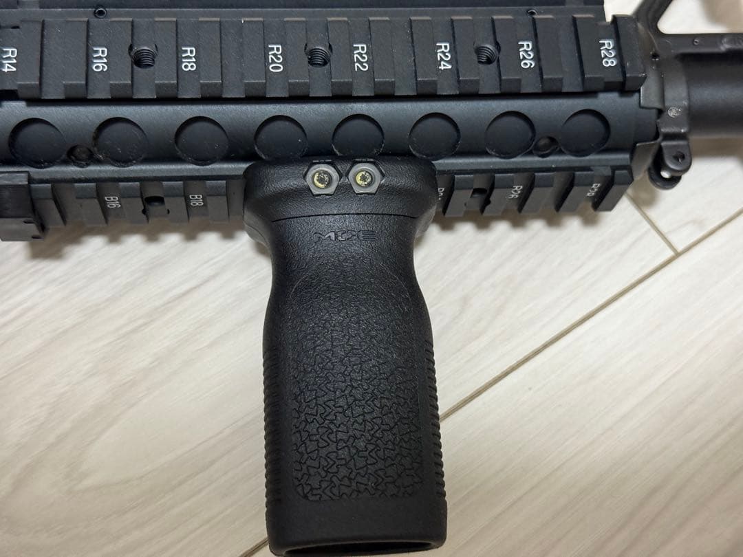 東京マルイ M4A1 カービン ガスブロ CQB-R