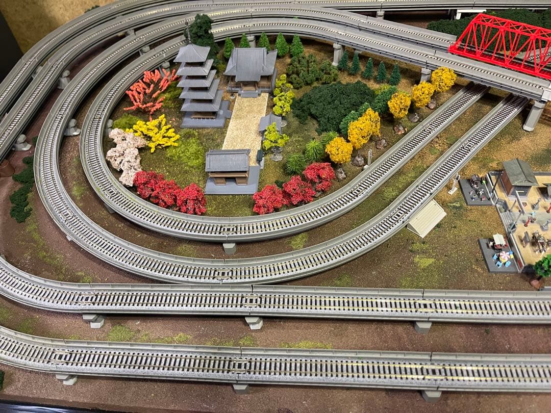 Nゲージ　ジオラマ　KATO 高架線路　トミックス　神社　コンビナート　お寺