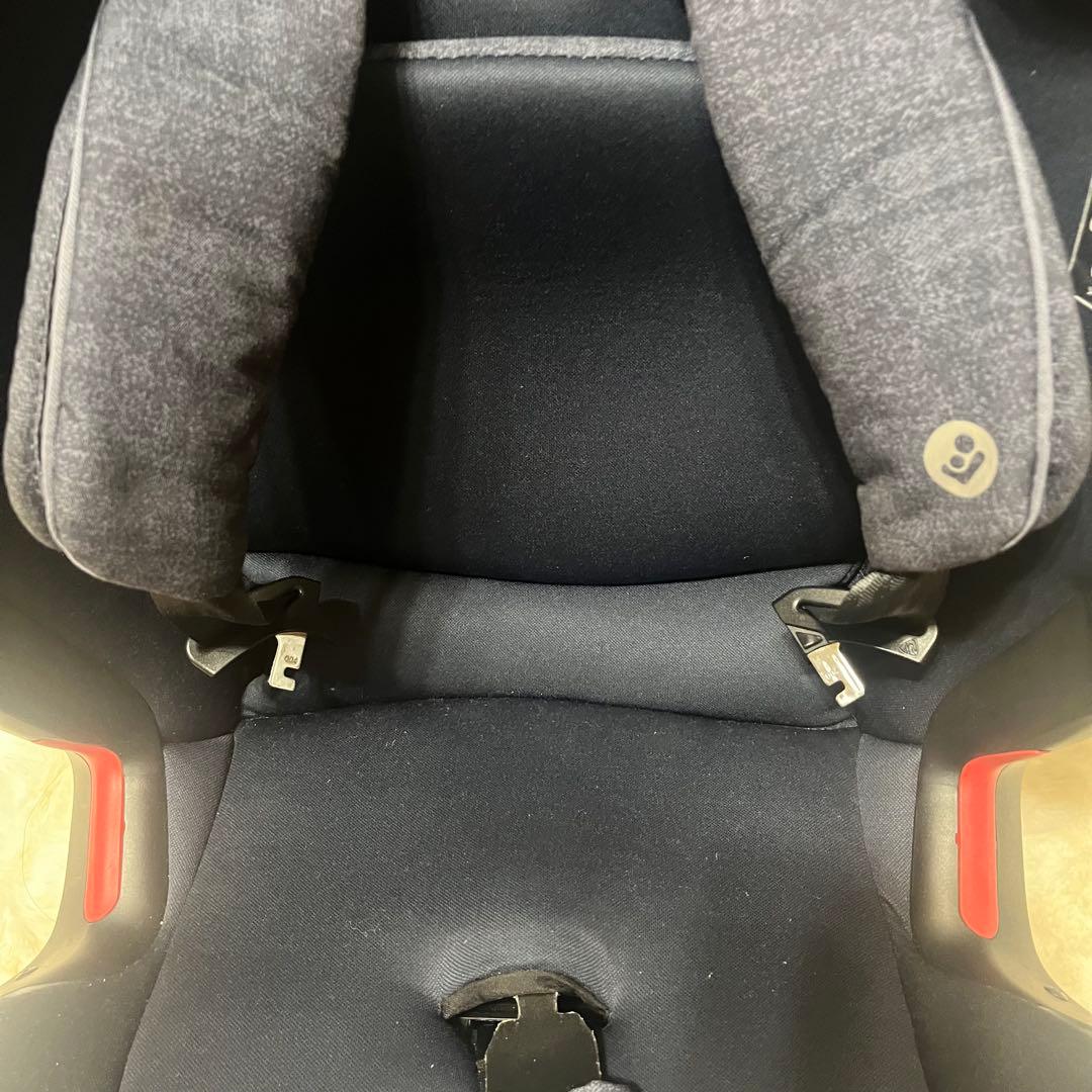 美品　マキシコシ　タイタンプロ　チャイルドシート　ジュニアシート　isofix