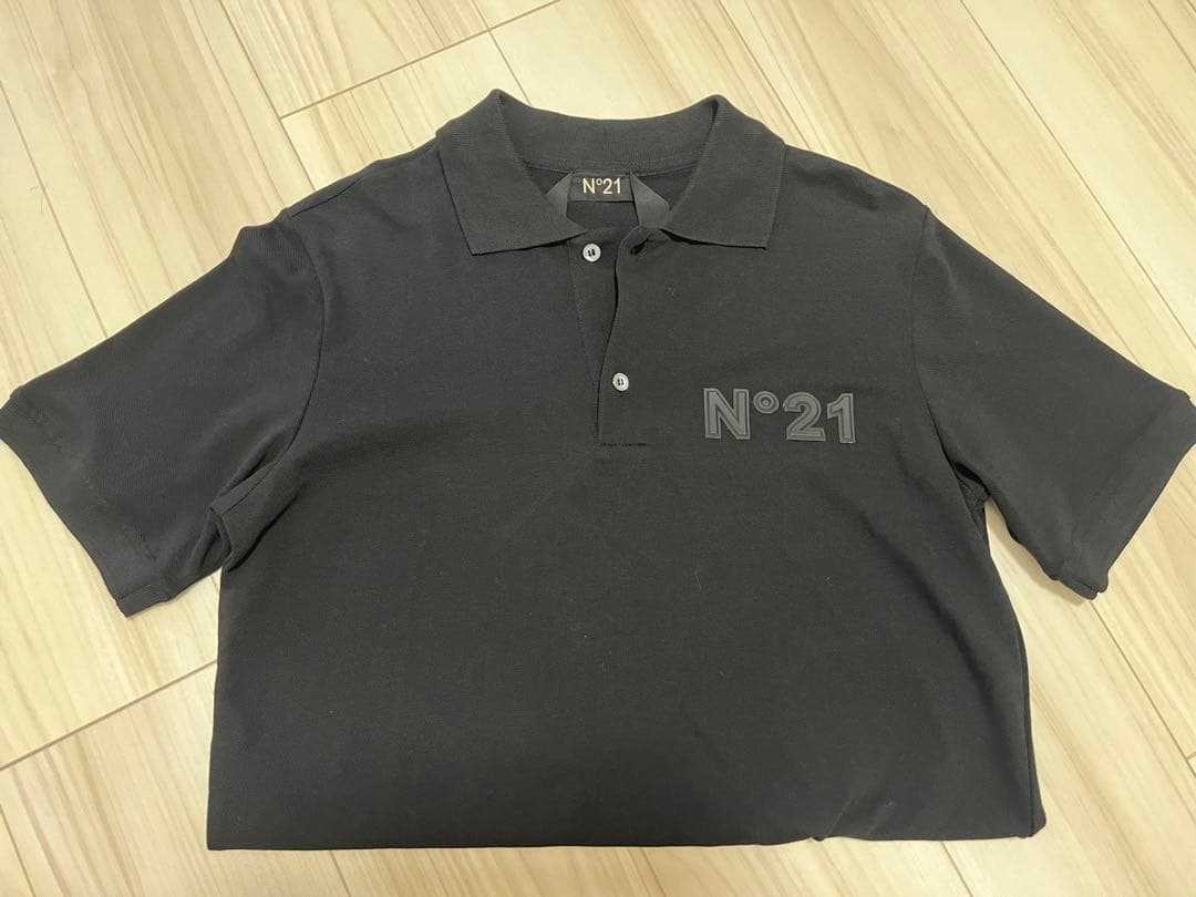 ★でこぽんさん専用★【未使用】　N°21 　レディースポロシャツ　ブラック