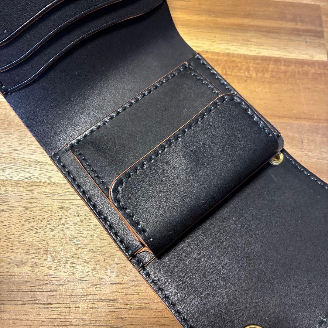 ショートトラッカーウォレット　栃木レザー　オイルレザー　丘染めブラック