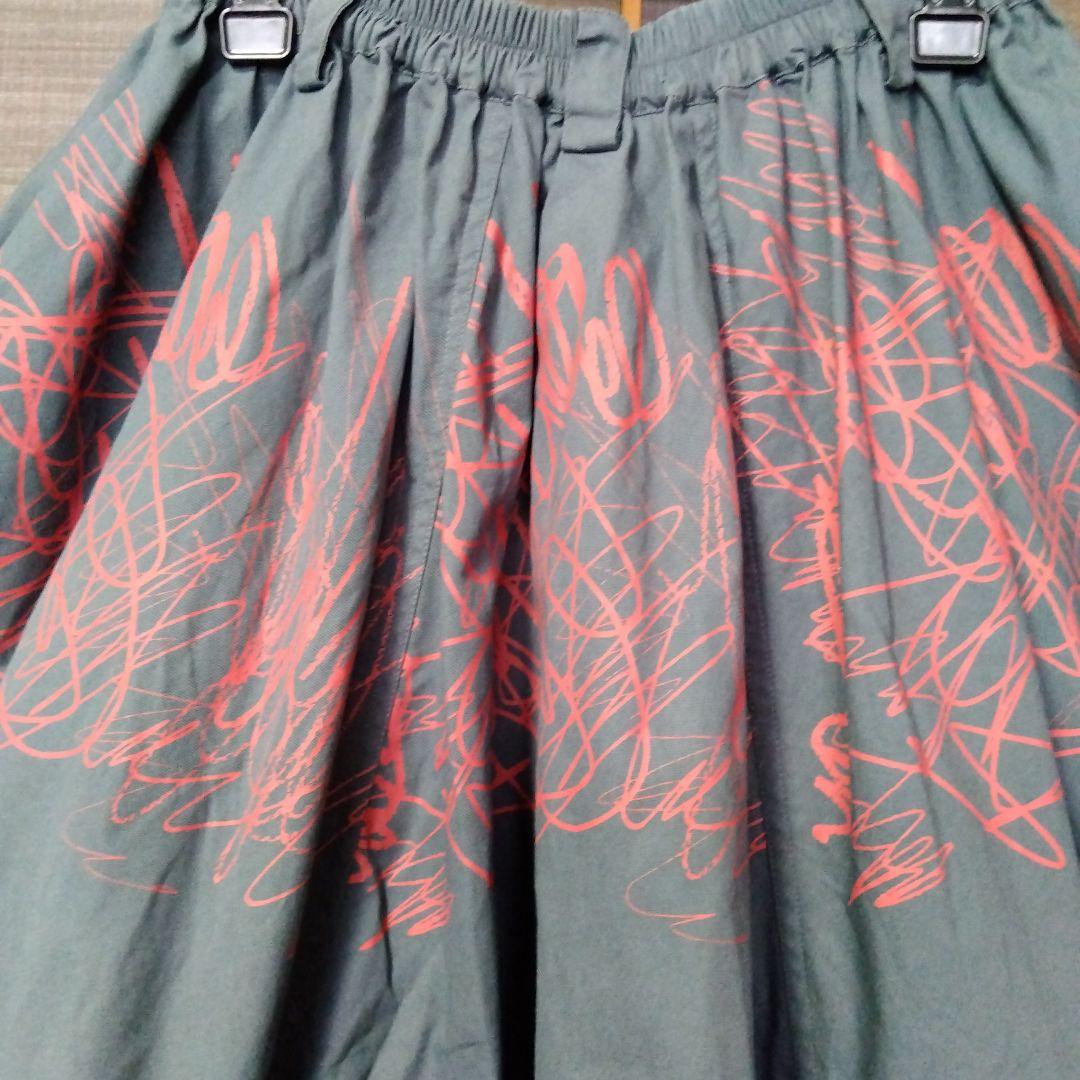 ✿もゆる✿センソユニコ✿ サルエルパンツ 赤い模様