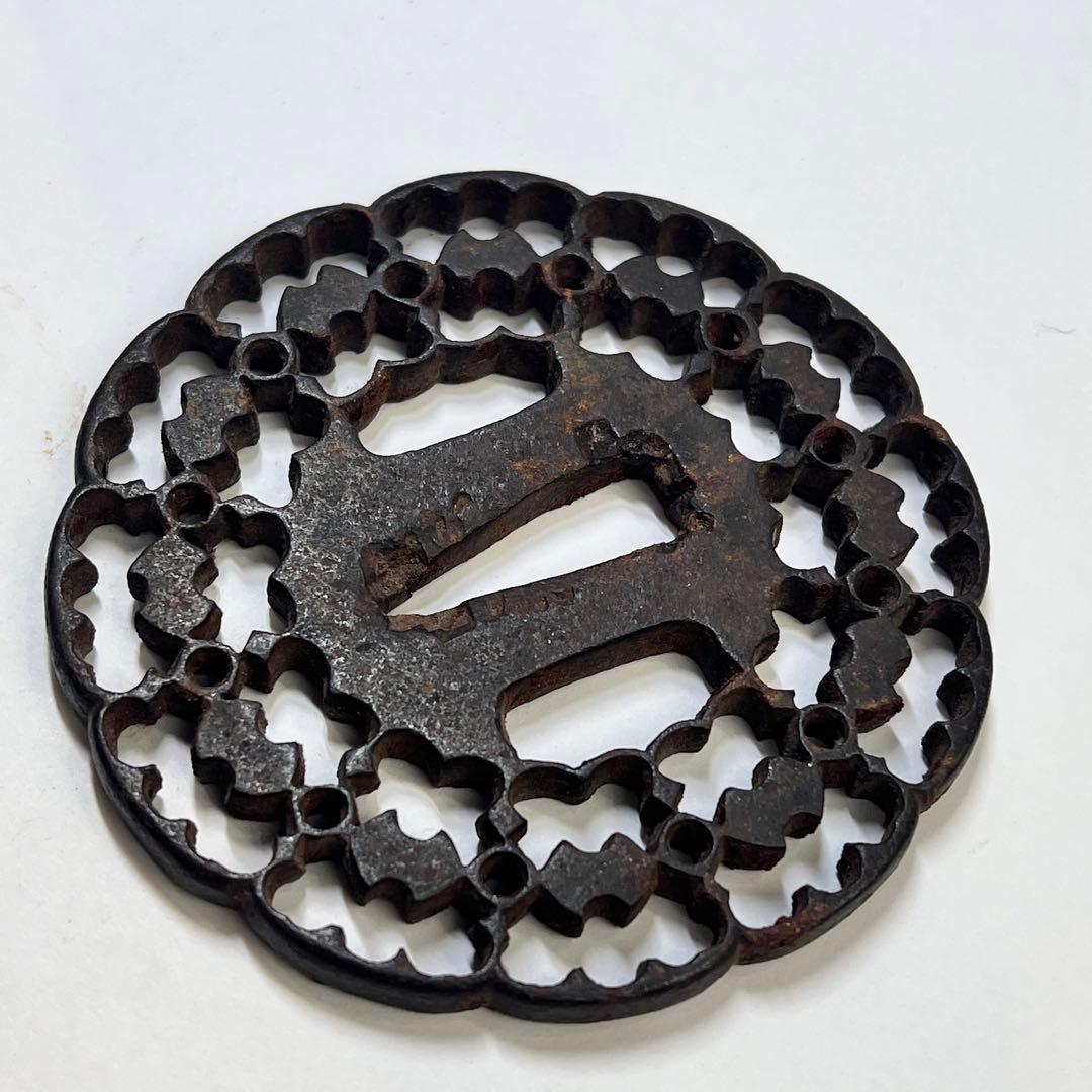 一点もの　鍔　刀装具　日本刀鍔　縁起物　古美術　年代物