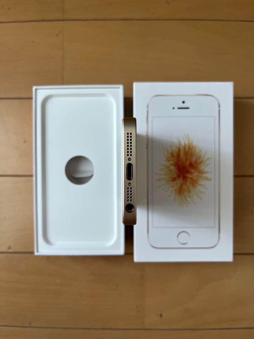 お正月限定価格 ☆美品 Apple iPhone SE ゴールド 128GBの通販