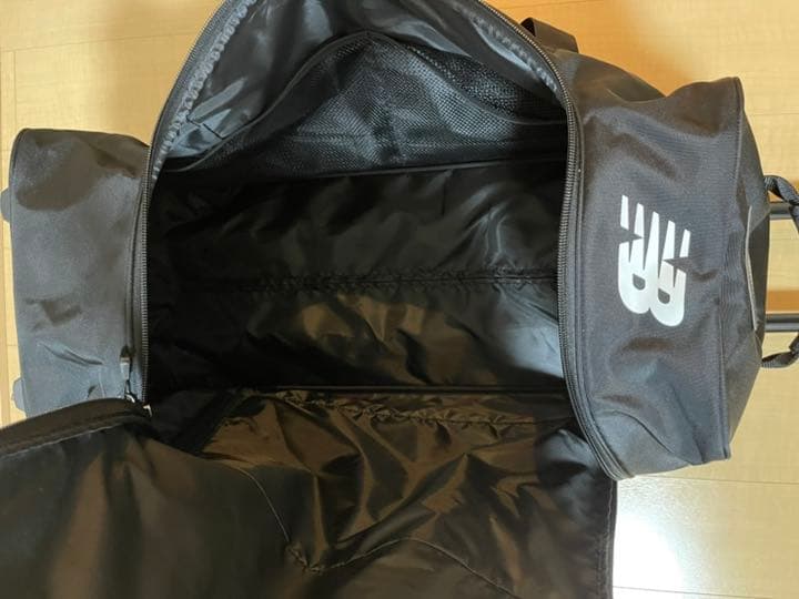 new balance キャリーケース 美品 new balance キャリーケース 80L