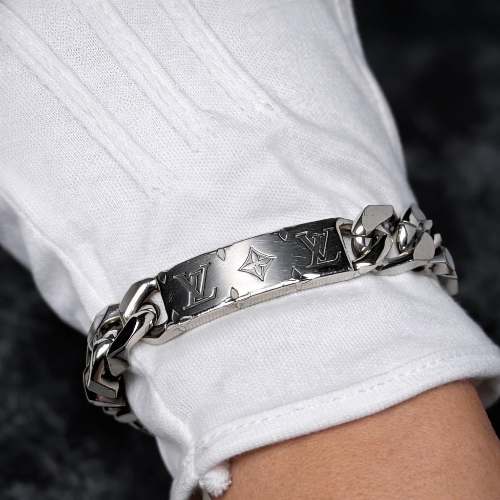 ルイヴィトン M62486　モノグラム チェーンブレスレット シルバー系