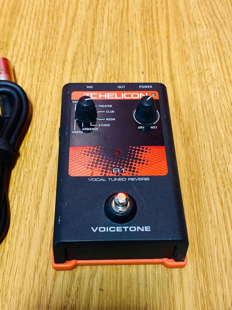 TC-Helicon Voicetone R1 ボーカルエフェクトペダル