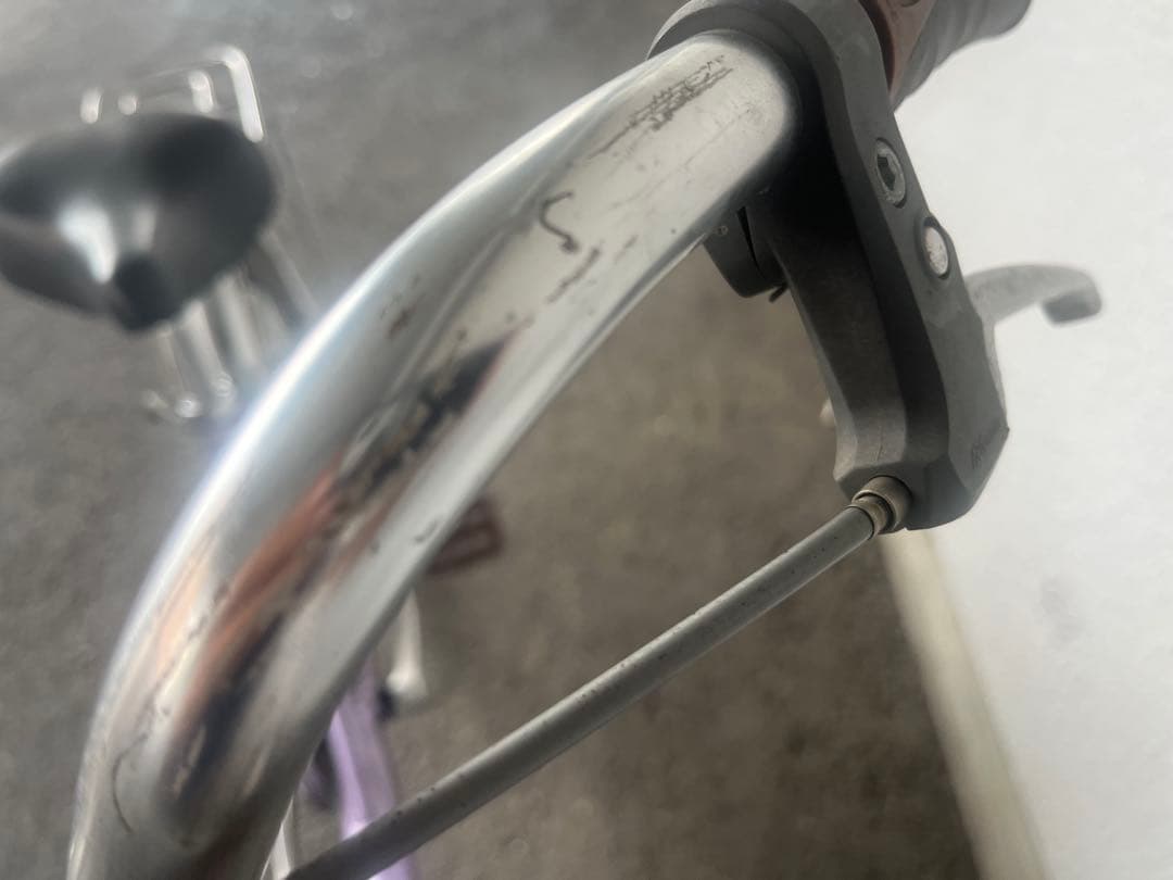 NGUYEN THI HA　愛知県限定手渡のみ名古屋市北区西区配送無料