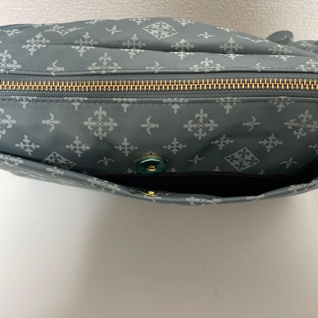 russet ラシット ショルダーバッグ ベアチャーム付き