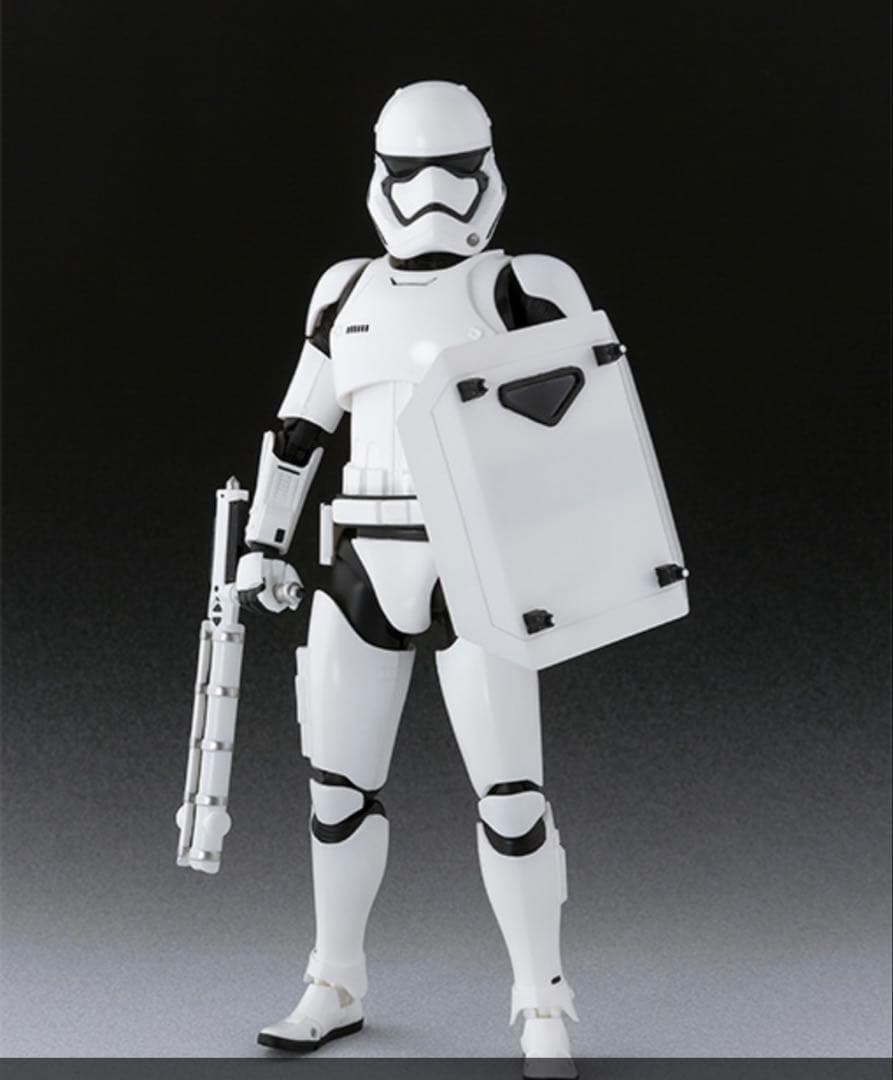 フィギュアーツ　スターウォーズ