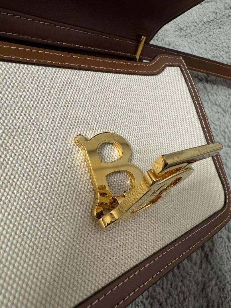 Burberry TB スモール ショルダーバッグ（キャンバス＆レザー）