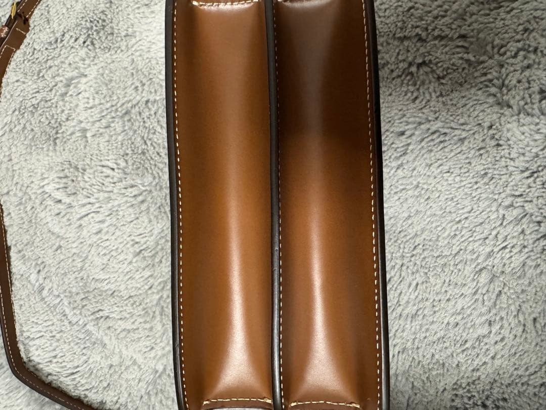 Burberry TB スモール ショルダーバッグ（キャンバス＆レザー）