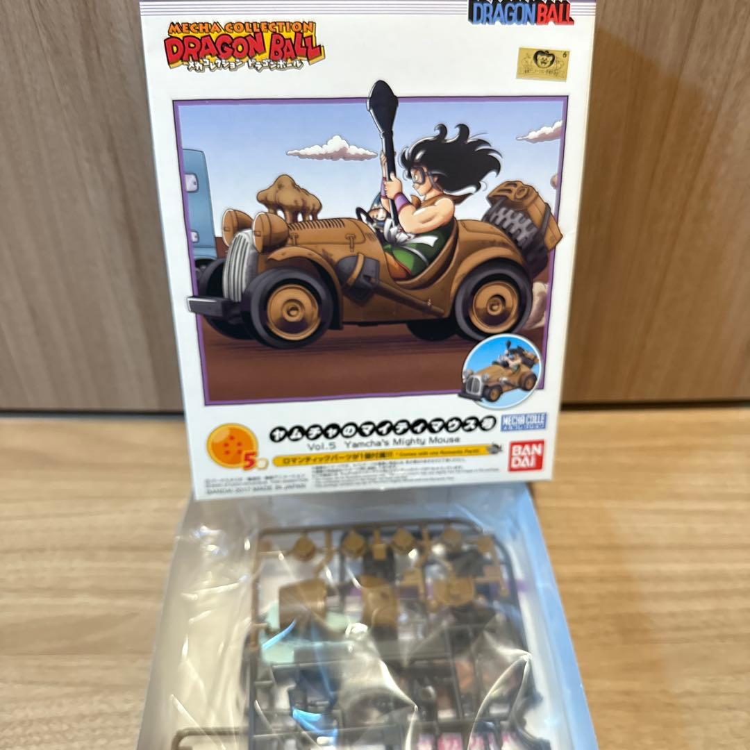 ドラゴンボール　メカコレクション　プラモデル