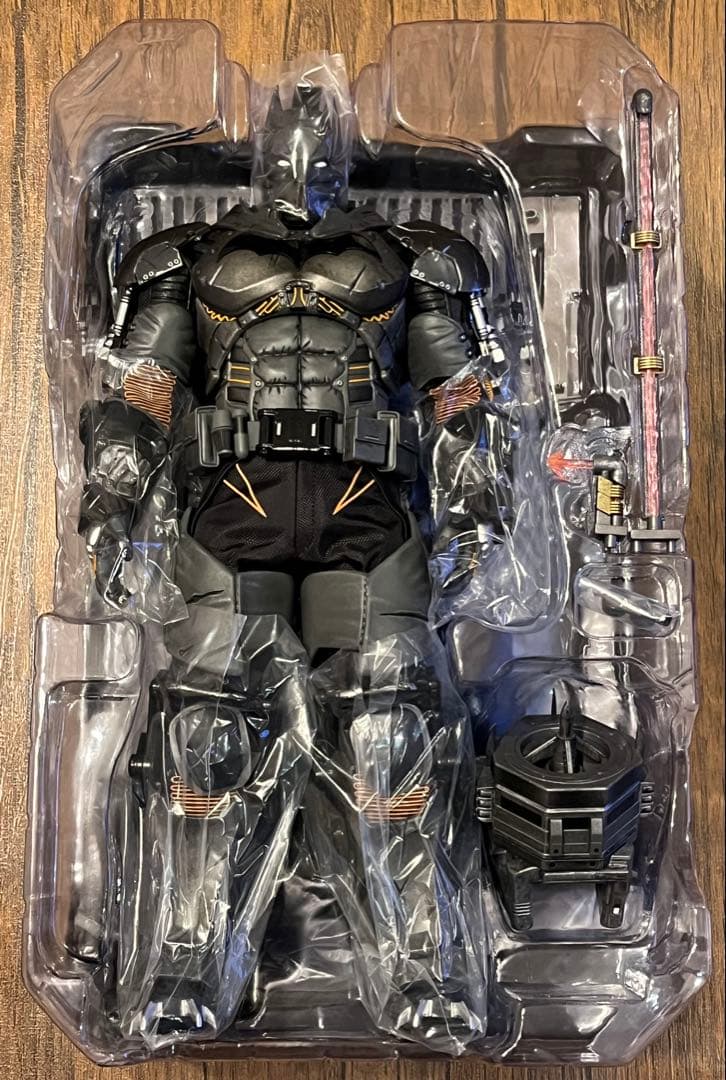 ホットトイズ バットマン XEスーツ版