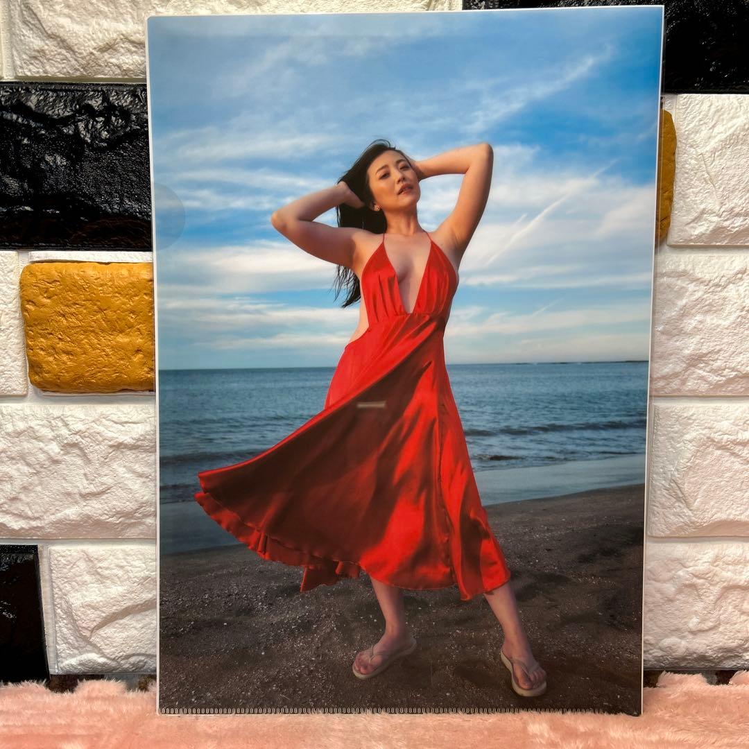 木下凛々子:クリアファイル・カレンダー・アクリルスタンド・週刊大衆