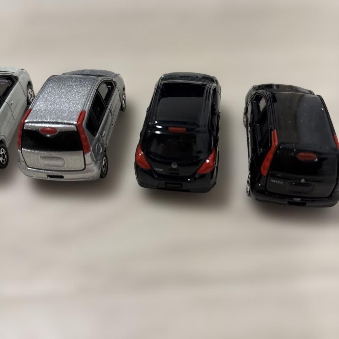 ノート　ティーダ　トミカ　カラーサンプル　NOTE　TIIDA NISSAN