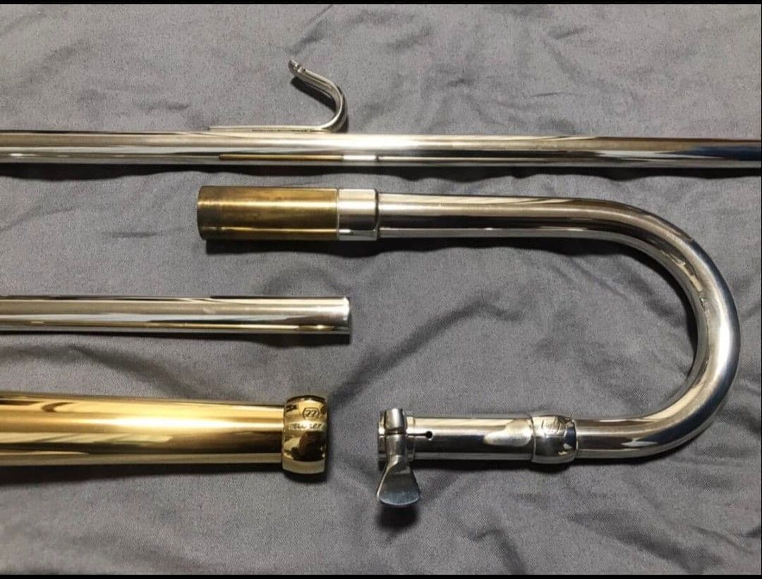 ストンビ　Master　B♭トランペット　替えベル付き