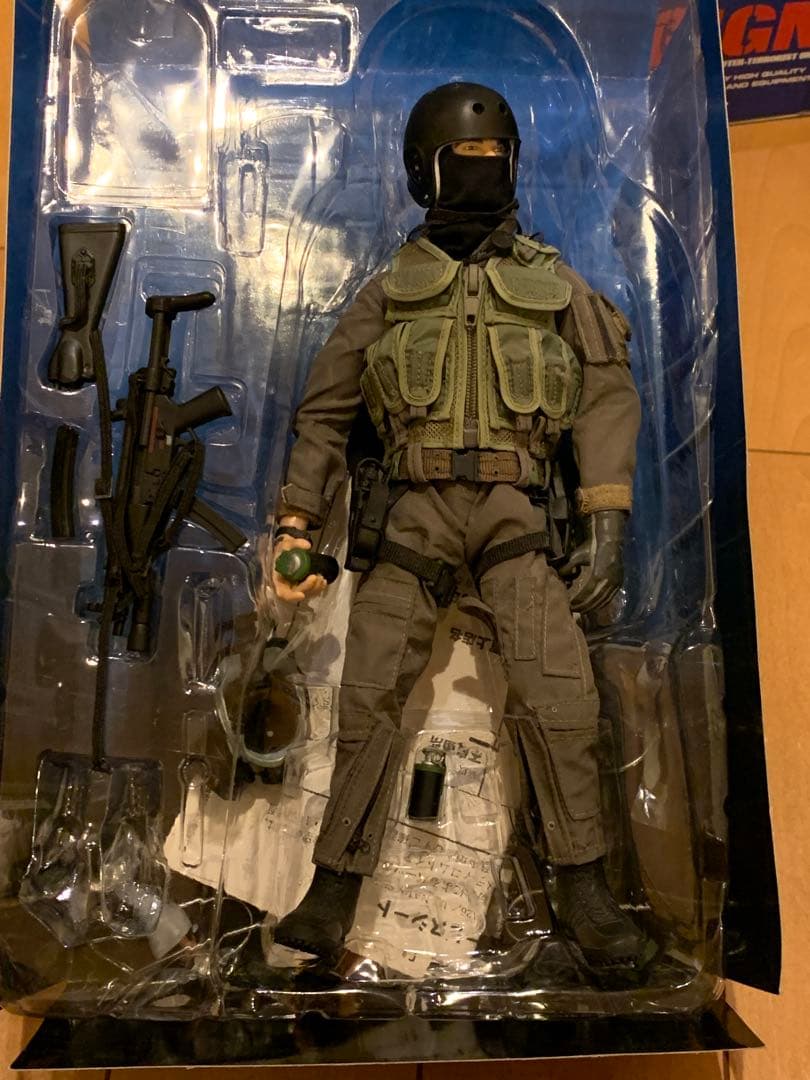 リアルアクションヒーロー　特殊部隊　SAS 6体　メディコムトイ