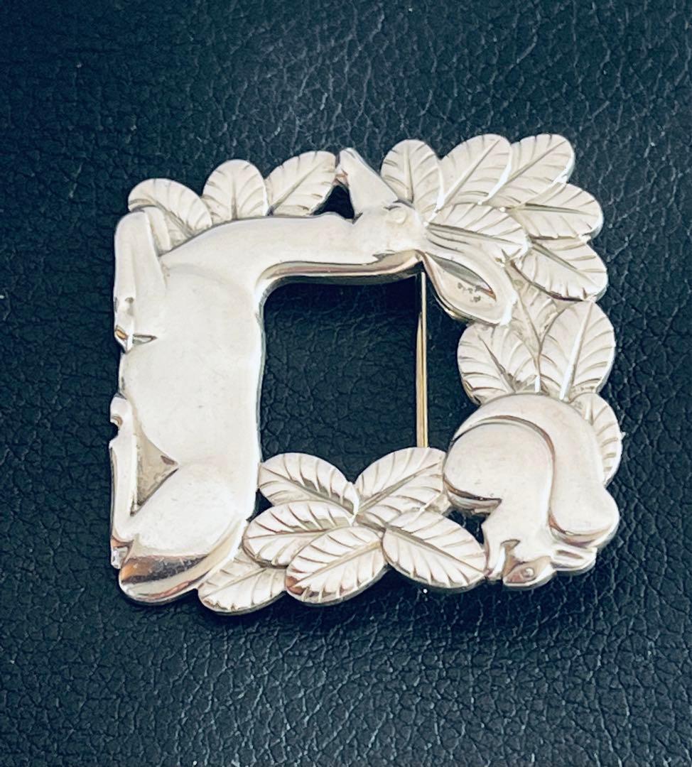 GEORG JENSEN ジョージジェンセンブローチ 鹿 とリス 318 - メルカリ