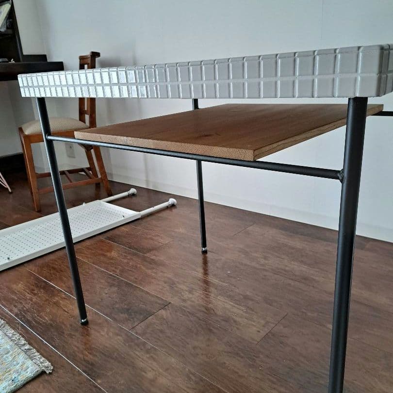 【稀少】タイルテーブル(幅65×奥行き85×高さ72)