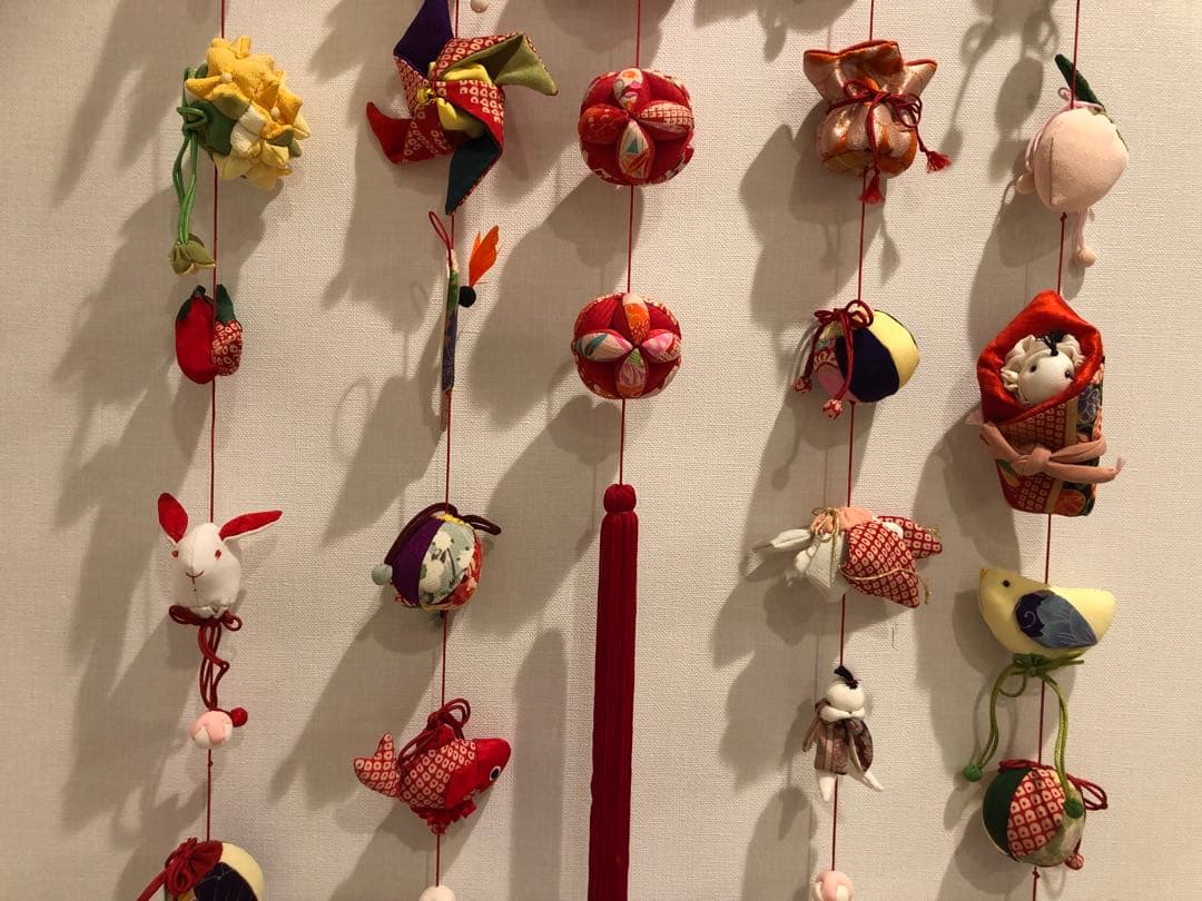 【匿名配送】桃の節句の壁掛け③5蓮　吊るし飾り　吊るし雛