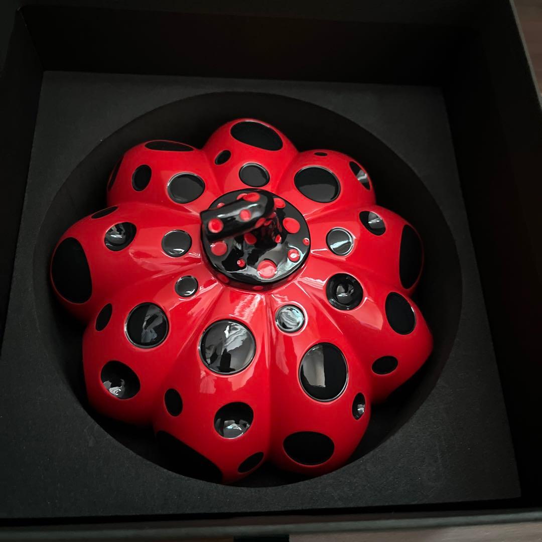 直島限定レッドパンプキン(赤かぼちゃ)オブジェ 草間彌生 YAYOIKUSAMA