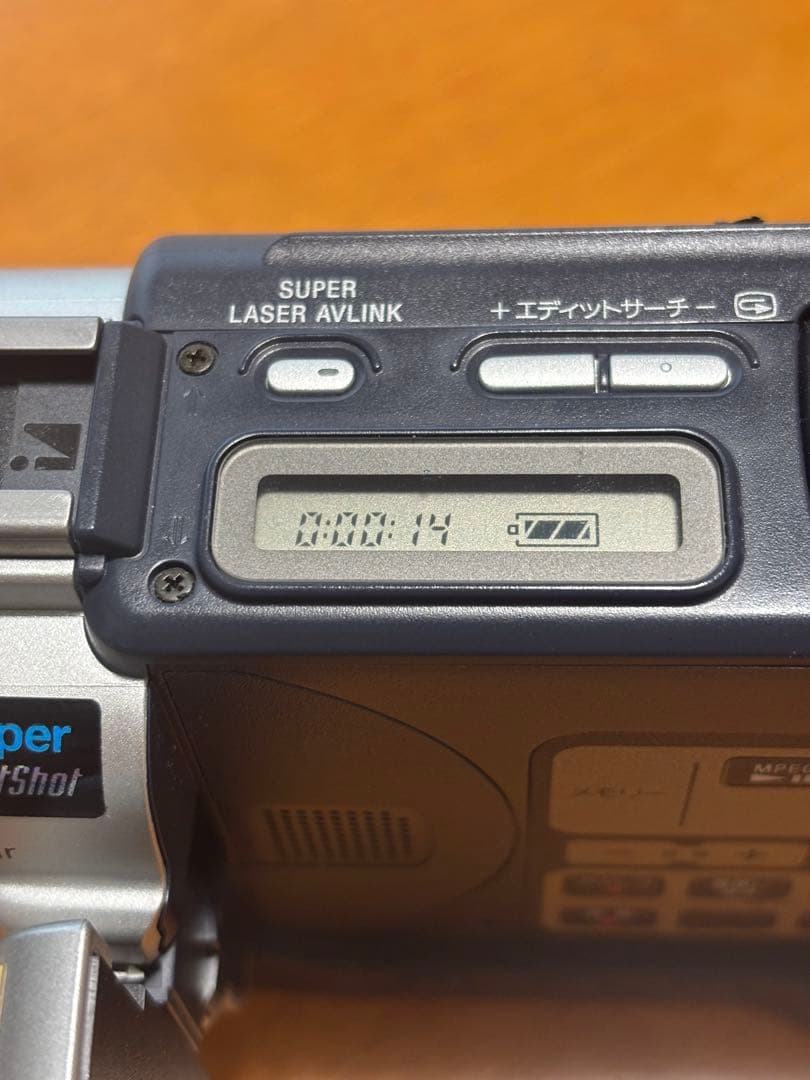 Sony DCR-TRV17 MiniDVビデオカメラ