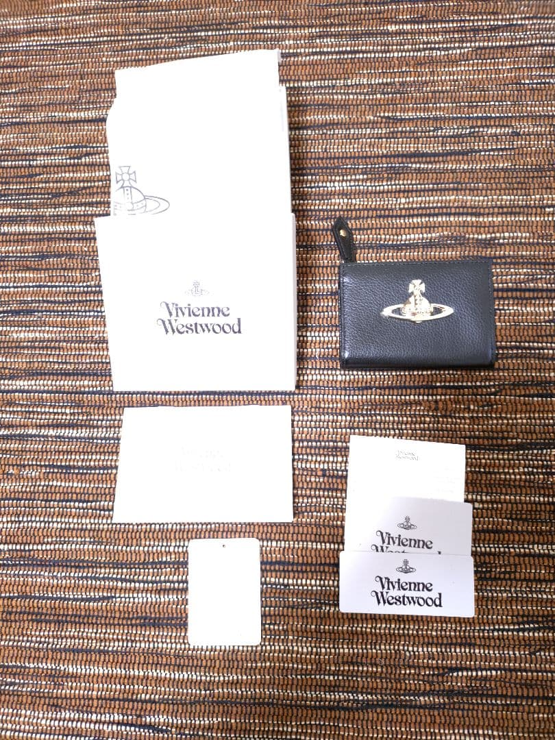 ヴィヴィアンウエストウッド　EXECUTIVE　ケース