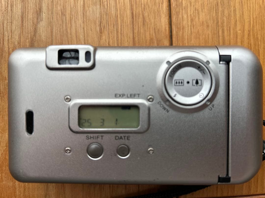 FUJIFILM TIARA ZOOM コンパクトフィルムカメラ