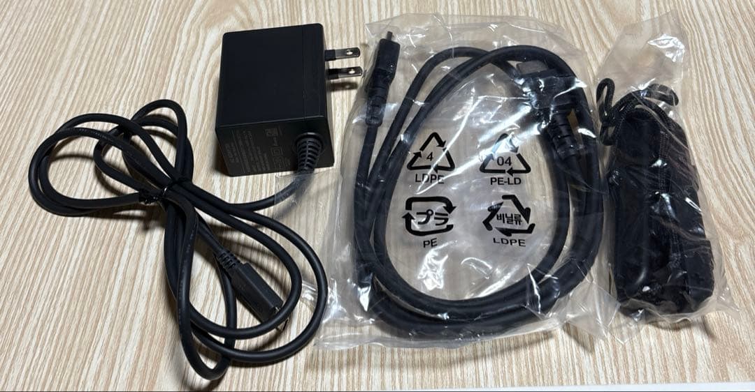 ポ*け様 完品　Nintendo Switch 保護シート　ジョイコンカバー　S