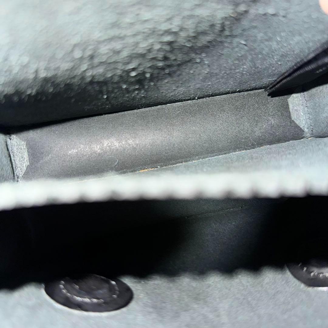 kara カラ　プラスターベビーピンチショルダーバッグ　チェーン　ブラック　黒色