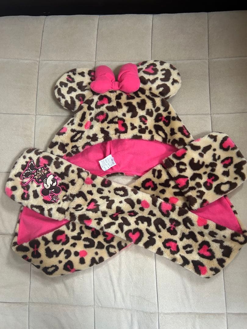 ディズニー ミニーちゃん ヒョウ柄 マフラーキャップ ファンキャップ