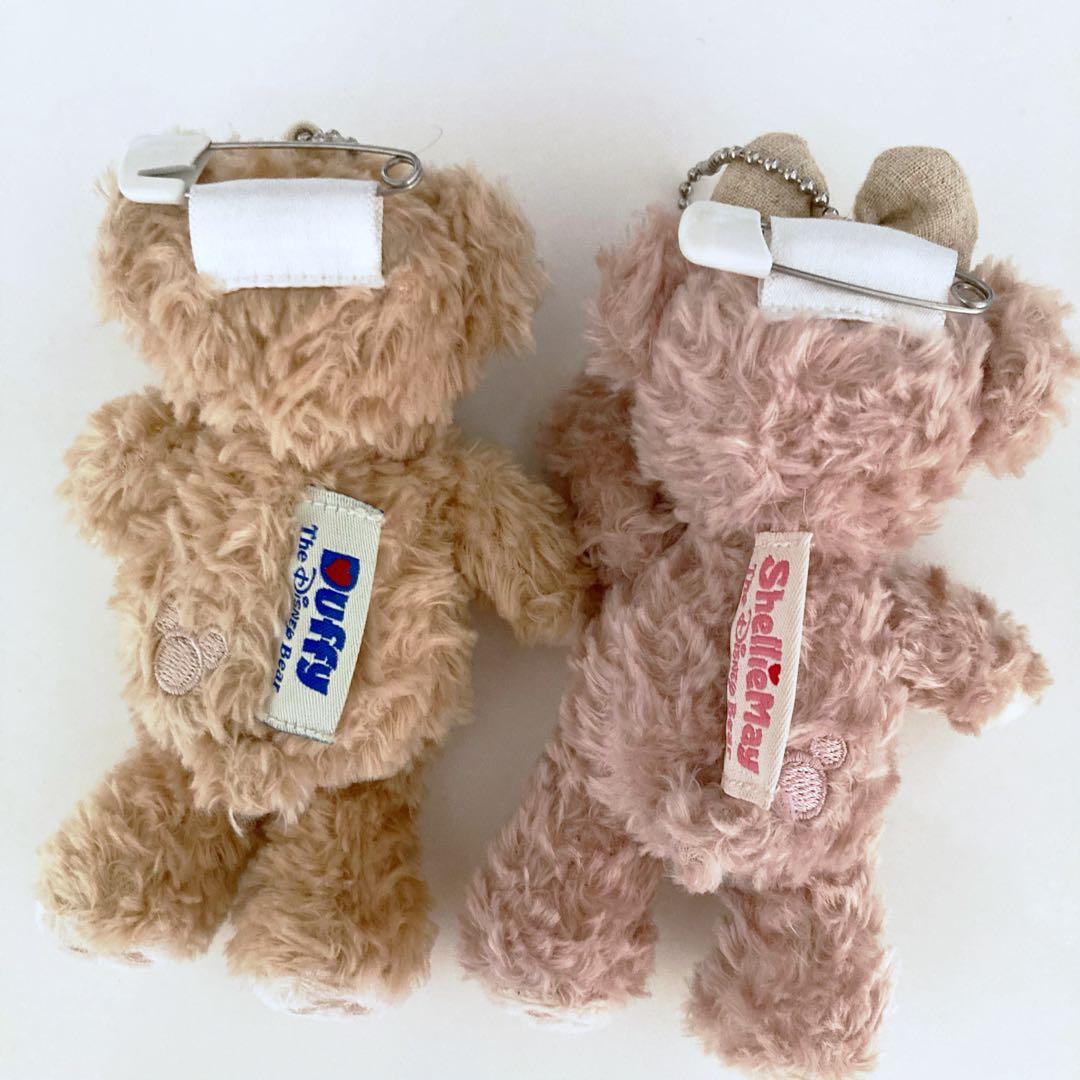 早い者勝ち】 ダッフィー シェリーメイ ぬいぐるみバッジ セット