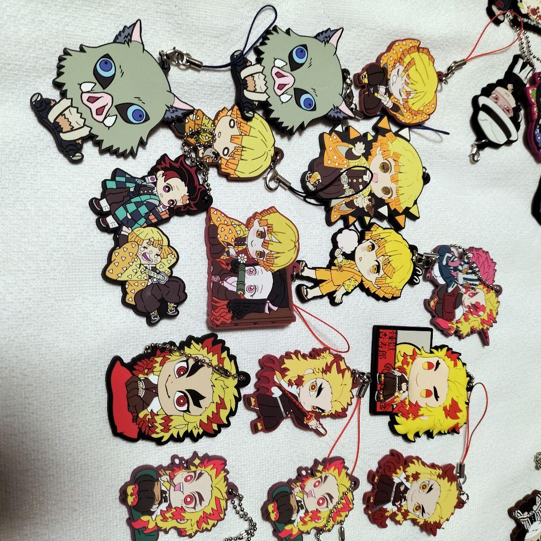 鬼滅の刃 缶バッジ　キーホルダー　ラバーストラップ　セット 大量　まとめ売り